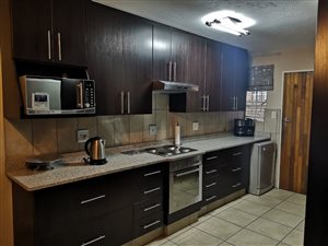 4 Bed Duplex in Faerie Glen