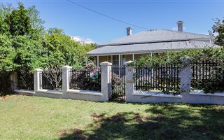 4 Bedroom House in West Hill