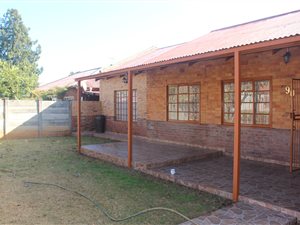 3 Bed House in Lindo Park
