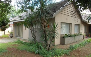 3 Bedroom House in Risiville
