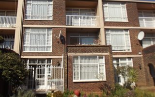 3 Bedroom Apartment in Florida Hills