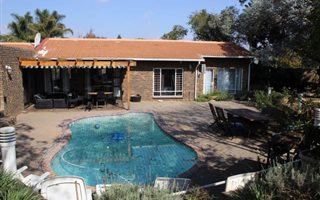 4 Bedroom House in Halfway Gardens