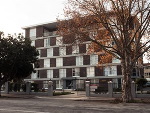 1 Bed Apartment in St Georges Park