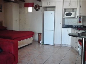 Bachelor apartment in St Michaels on Sea