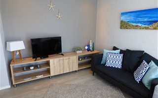 2 Bedroom Apartment in Bloubergstrand
