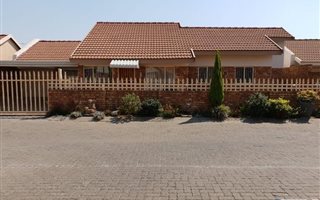 4 Bedroom Townhouse in Selcourt
