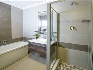 1.5 Bed Apartment in Kyalami AH