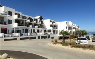 79 m² Office Space in Big Bay