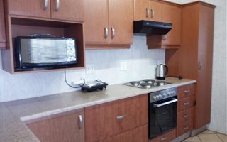 3 Bedroom Simplex in Arboretum