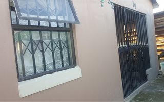 2 Bedroom House in Blue Downs