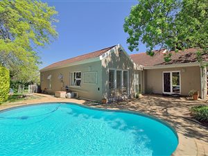 5 Bed House in Natures Valley