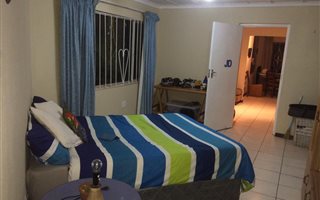 3 Bedroom House in Noordheuwel