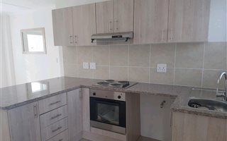 2 Bedroom Apartment in Muizenberg