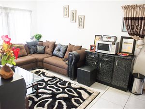 2 Bed Apartment in Cosmo City