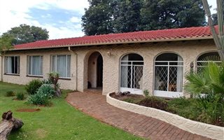 3 Bedroom House in Grobler Park