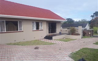 3 Bedroom House in Amalinda