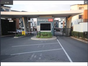 2 Bed Apartment in Greenstone Gate