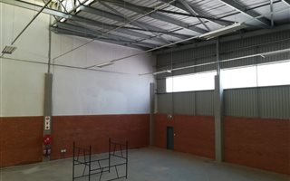 609 m² Industrial space in Ferndale