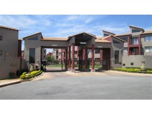 2 Bedroom Apartment in Honeydew