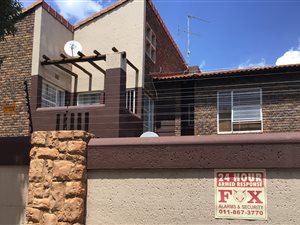 2 Bed Townhouse in Alberton