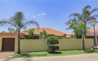 3 Bedroom Apartment in Birchleigh