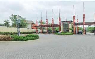 2 Bedroom Apartment in Jackal Creek Golf Estate