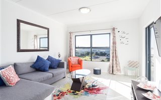 2 Bedroom Apartment in Parklands North