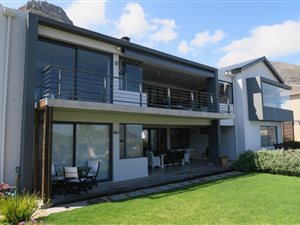 4 Bed House in Berg en Dal