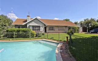 3 Bedroom House in Greenside