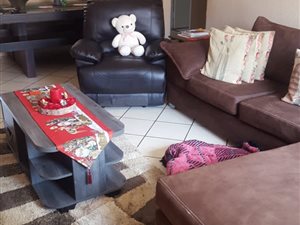 3 Bed Apartment in Rensburg
