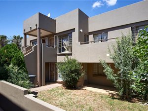 3 Bed Apartment in Halfway Gardens