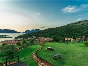 818 m² Land available in Estate D Afrique