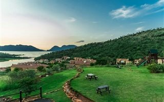 818 m² Land available in Estate D Afrique