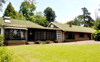 4 Bedroom House in Winterskloof