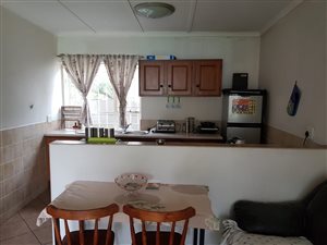 1 Bed Garden Cottage in Westdene