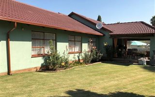 4 Bedroom House in Sunset Park