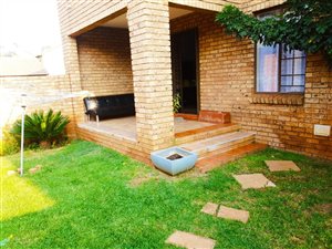 2 Bed Apartment in Olympus AH