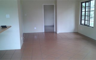 2 Bedroom Garden Cottage in Yellowwood Park