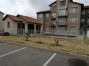 2 Bed Townhouse in Kleinfontein
