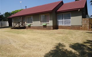 3 Bedroom House in Horison Park