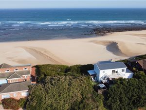 726 m² Land available in Cannon Rocks