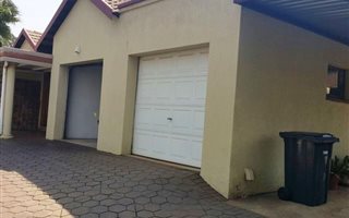 3 Bedroom House in Bergtuin