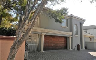 4 Bedroom House in Highveld