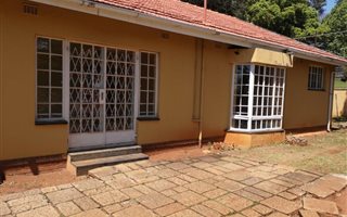 3 Bedroom House in Wembley