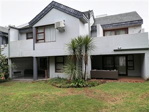 2 Bed Duplex in Lakefield