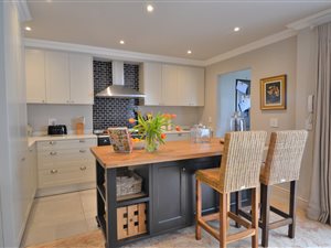2 Bed House in Harfield Village