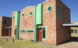 2 Bedroom Duplex in Windmill Park