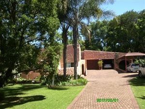 4 Bed House in Signal Hill