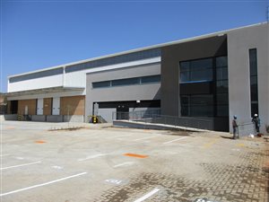 3615 m² Commercial space in Pomona