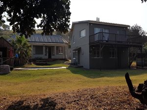 8 Bed Apartment in Ifafa Beach